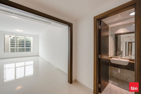 Huoneisto Business Bay, Dubai, Arabiemiraatit 2 makuuhuonetta, 140.7 m2 № 703893 - kuva 7
