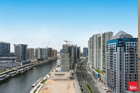 Huoneisto Business Bay, Dubai, Arabiemiraatit 2 makuuhuonetta, 140.7 m2 № 703893 - kuva 8