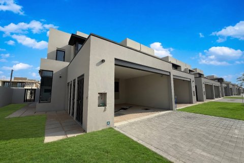 تاون هاوس في دبي 3 غرفة نوم ، 244 متر مربع . ر قم 696008