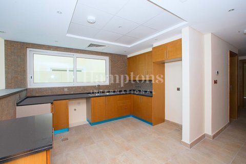 Vila v Jumeirah Park, Dubai, SAE 4 ložnice, 455.22470000 m² Č.: 583572 - fotografie 6