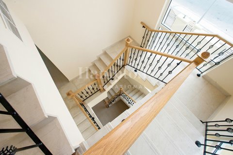 Vila v Jumeirah Park, Dubai, SAE 4 ložnice, 455.22470000 m² Č.: 583572 - fotografie 28