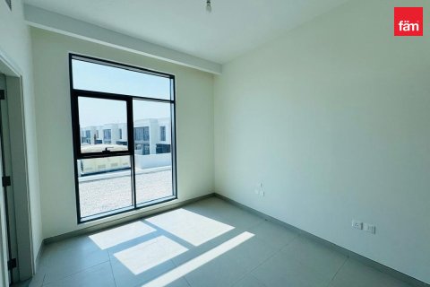 Villa till försäljning i Dubai, UAE 5 sovrum, 371.4 kvm Nr. 723057 - fotografi 8