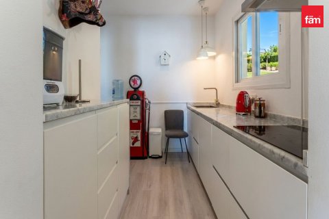 Vila u gradu Dubai, UAE 2 spavaće sobe, 236.4 m2 Br. 723056 - Slika 4