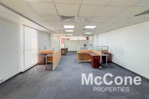 Office in Dubai, UAE 77.48 sq.m. № 587343 - photo 4
