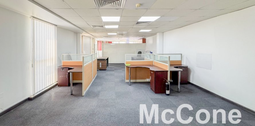 Office in Dubai, UAE 77.48 sq.m. № 587343