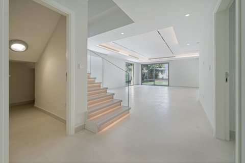 Вилла Jumeirah Park, Дубай, БАӘ-да 5 жатын бөлмелер, 403 м² № 693547 - фото 27