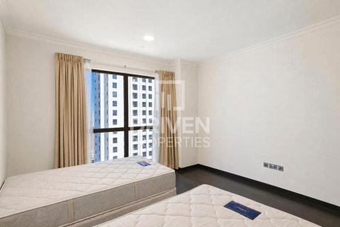 Apartemen di Jumeirah Beach Residence, Dubai, UEA 4 kamar tidur, 288.46 m2 nomor 745090 - foto 13