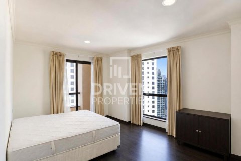 Apartemen di Jumeirah Beach Residence, Dubai, UEA 4 kamar tidur, 288.46 m2 nomor 745090 - foto 5