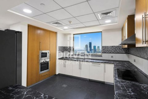 Apartemen di Jumeirah Beach Residence, Dubai, UEA 4 kamar tidur, 288.46 m2 nomor 745090 - foto 16