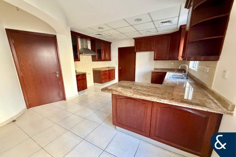 Arabian Ranches, Dubai, संयुक्त अरब अमीरात में विला, 3 बेडरूम, 350 वर्ग मीटर, संख्या 670943 - फ़ोटो 3