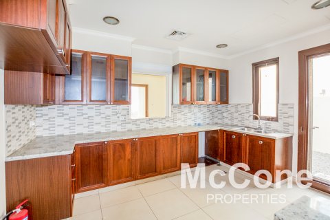 Vila v Arabian Ranches 2, Dubai, SAE 5 ložnice, 512.92 m² Č.: 587117 - fotografie 5