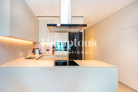 Apartament de închiriat în Jumeirah Beach Residence, Dubai, EAU 2 dormitoare, 108.04618900 mp.  №678075 - poză 3