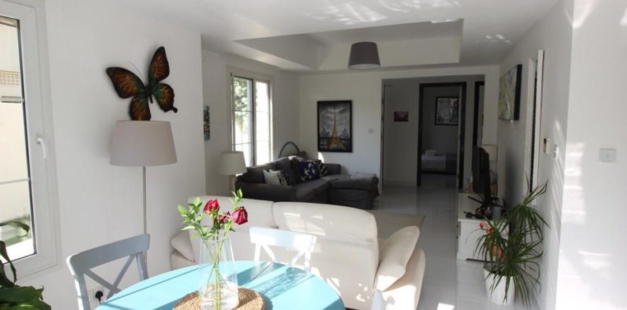 Huvila The Springs, Dubai, Arabiemiraatit 3 makuuhuonetta, 208.66 m2 № 739221