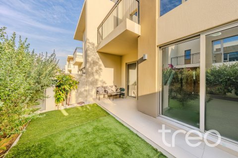 Radhus i Arabian Ranches 2, Dubai, UAE 3 sovrum, 184.69 kvm Nr. 739260