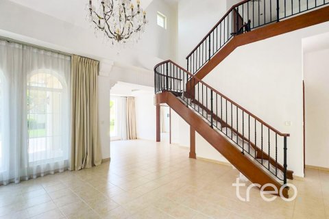 וילה להשכרה ב Arabian Ranches, Dubai, איחוד האמירויות  4 חדרי שינה, 321.26 מ"ר, מספר 758873 - תמונה 6