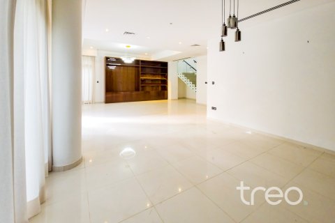 וילה להשכרה ב DAMAC Hills (Akoya by DAMAC), Dubai, איחוד האמירויות  5 חדרי שינה, 437.39 מ"ר, מספר 758875 - תמונה 3