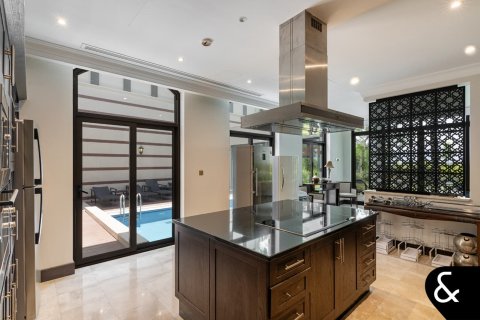Villa til salgs i Palm Jumeirah, Dubai, Emiratene 5 soverom, 413 kvm Nr. 667535 - Foto 14
