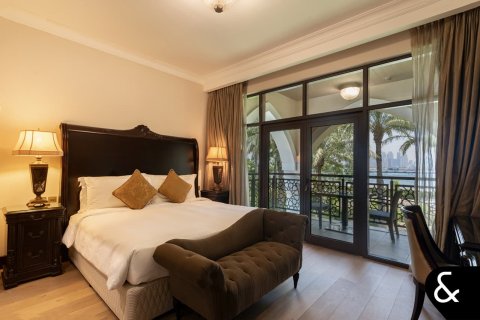 Villa til salgs i Palm Jumeirah, Dubai, Emiratene 5 soverom, 413 kvm Nr. 667535 - Foto 13