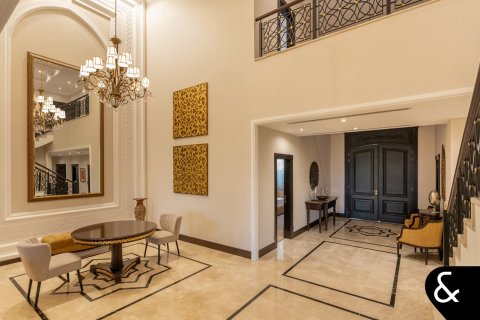 Villa til salgs i Palm Jumeirah, Dubai, Emiratene 5 soverom, 413 kvm Nr. 667535 - Foto 12