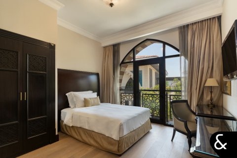Villa til salgs i Palm Jumeirah, Dubai, Emiratene 5 soverom, 413 kvm Nr. 667535 - Foto 27