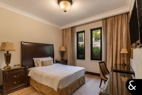 Villa til salgs i Palm Jumeirah, Dubai, Emiratene 5 soverom, 413 kvm Nr. 667535 - Foto 19