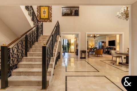 Villa til salgs i Palm Jumeirah, Dubai, Emiratene 5 soverom, 413 kvm Nr. 667535 - Foto 10