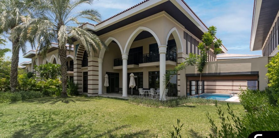 Villa i Palm Jumeirah, Dubai, Emiratene 5 soverom, 413 kvm nr. 667535