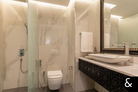 Villa til salgs i Palm Jumeirah, Dubai, Emiratene 5 soverom, 413 kvm Nr. 667535 - Foto 20