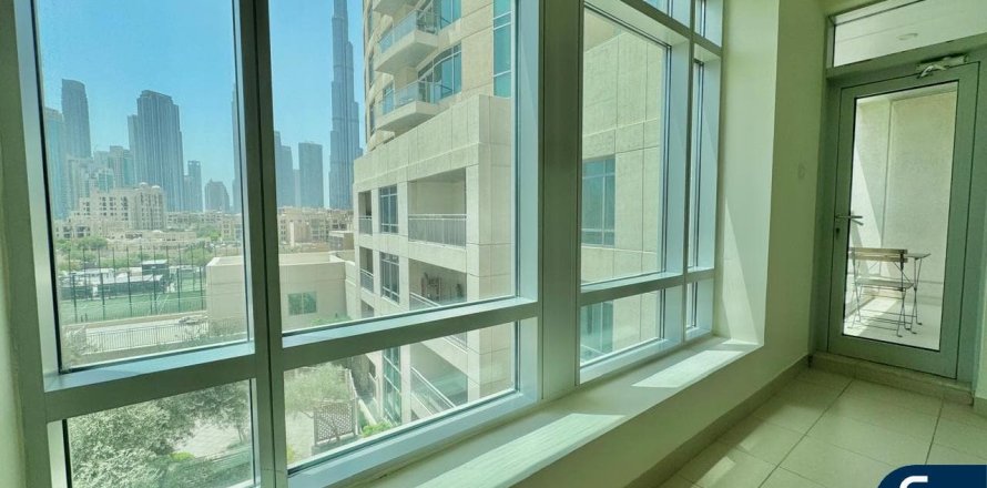 Apartmen di Downtown Dubai (Downtown Burj Dubai), UAE 1 bilik tidur, 84 meter persegi № 667537