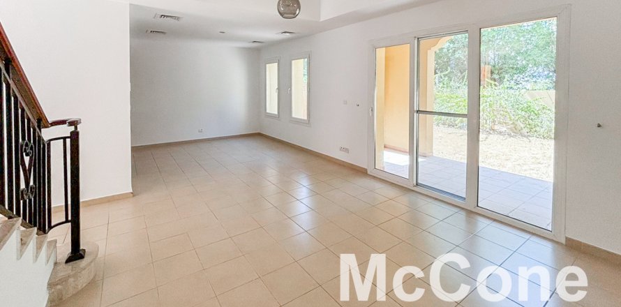 Vila v Arabian Ranches, Dubai, SAE 2 ložnice, 202.44 m² Č.: 587073