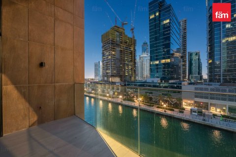 Huoneisto Business Bay, Dubai, Arabiemiraatit 2 makuuhuonetta, 113.1 m2 № 647991 - kuva 14