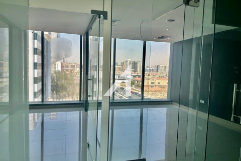 Biuro do wynajęcia w Dubai, ZEA 89 mkw., nr 658489 - zdjęcie 9