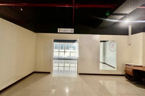Opisina sa Dubai, UAE 75 sq.m. № 658490 - larawan 6