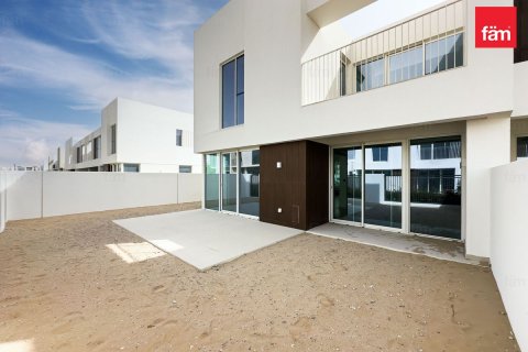 Müüa ridamaja asukohaga Dubai, AÜE: 4 magamistoaga, 257.5 m² Nr 682116 - pilt 25