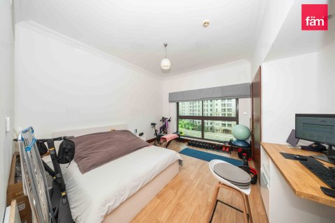 Lägenhet till försäljning i Palm Jumeirah, Dubai, UAE 2 sovrum, 166.7 kvm Nr. 760556 - fotografi 12