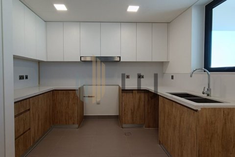 Townhouse on the Yas Island, Abu Dhabi, UAE 3 bedrooms, 163.5 sq.m. № 548515 - photo 6