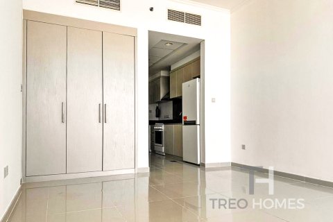 Apartamento en venta en DAMAC Hills (Akoya by DAMAC), Dubai, EAU 38 m2 № 728361 - foto 2