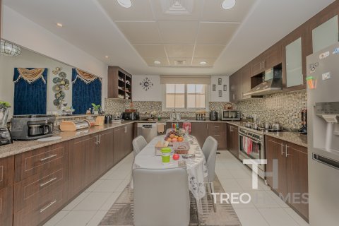 Villa in Mudon, Dubai, UAE 5 bedrooms, 978 sq.m. № 586544 - photo 29