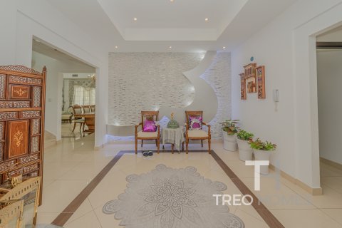 Villa in Mudon, Dubai, UAE 5 bedrooms, 978 sq.m. № 586544 - photo 4