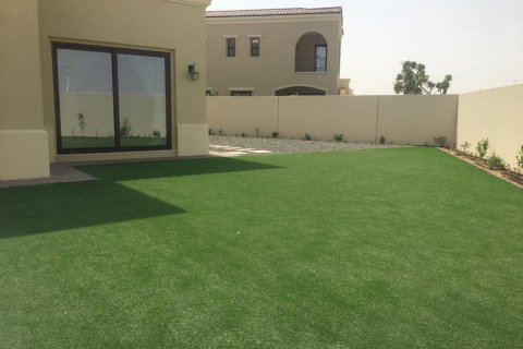 Vila u Arabian Ranches 2, Dubai, UAE 5 spavaćih soba, 693 m2 Br. 648636 - fotografija 3