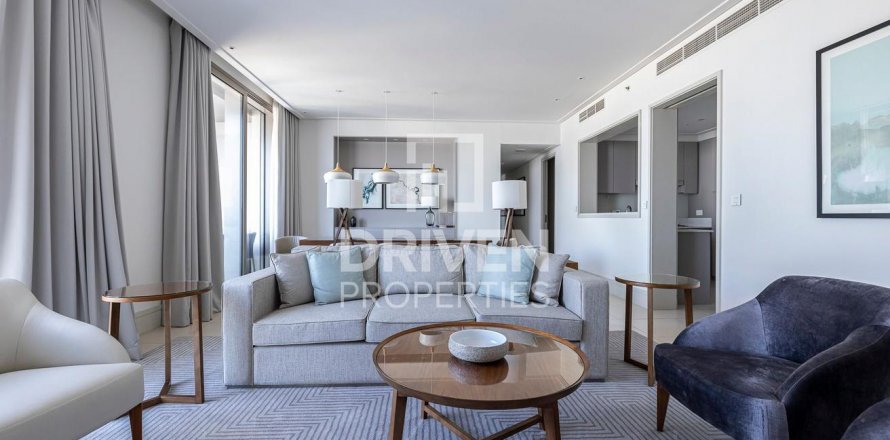 Apartament në Downtown Dubai (Downtown Burj Dubai), Emiratet e Bashkuara Arabe 3 dhoma gjumi, 184 m2. № 603214