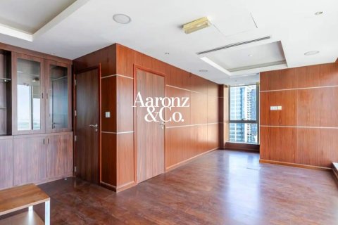 Office in Business Bay, Dubai, UAE 87 sq.m. № 695640 - photo 2