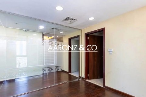 Zyrë në Business Bay, Dubai, Emiratet e Bashkuara Arabe 87 m2. № 695640 - Foto 7