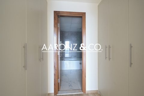 Apartament në Business Bay, Dubai, Emiratet e Bashkuara Arabe 1 dhomë gjumi, 82 m2. № 695639 - Foto 7