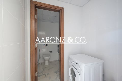 Apartament në Business Bay, Dubai, Emiratet e Bashkuara Arabe 1 dhomë gjumi, 82 m2. № 695639 - Foto 10