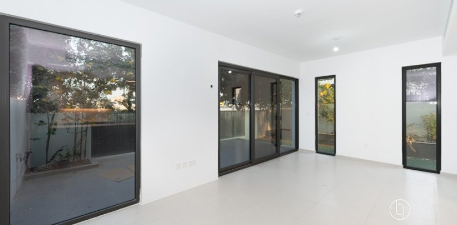 Villa i Tilal Al Ghaf, Dubai, UAE 4 sovrum, 140 kvm Nr. 695643