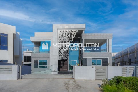 Villa à Yas Island, Abu Dhabi, EAU: 6 chambres, 732.3 m2 № 687774