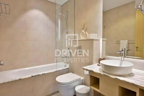 Appartement te huur in Business Bay, Dubai, VAE 2 slaapkamers, 122.72 vr.m., nr 757233 - foto 17