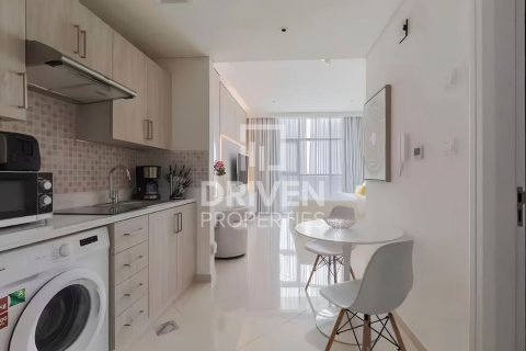 Lägenhet uthyres i Palm Jumeirah, Dubai, UAE 1 rum, 32.05 kvm Nr. 757230 - fotografi 6