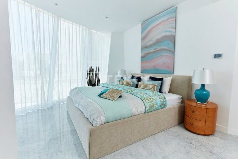 Kattohuoneisto Business Bay, Dubai, Arabiemiraatit 1 makuuhuone, 60 m2 № 678556 - kuva 9
